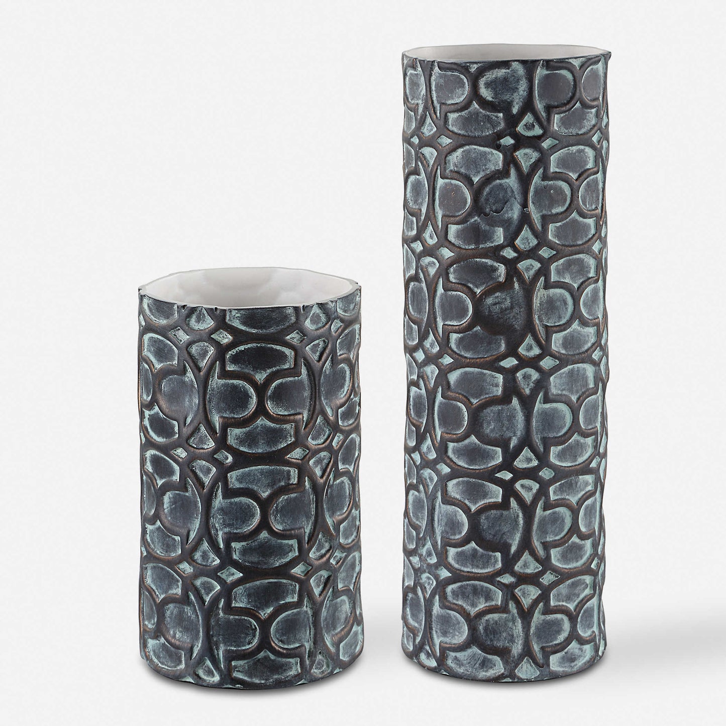 Caltra Vases, S/2