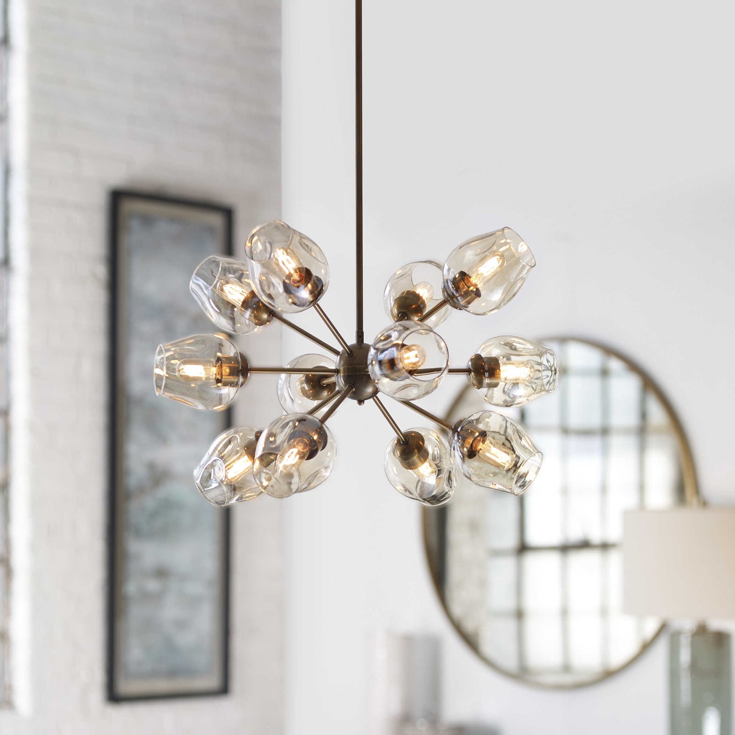 Schet, 12 Lt Chandelier