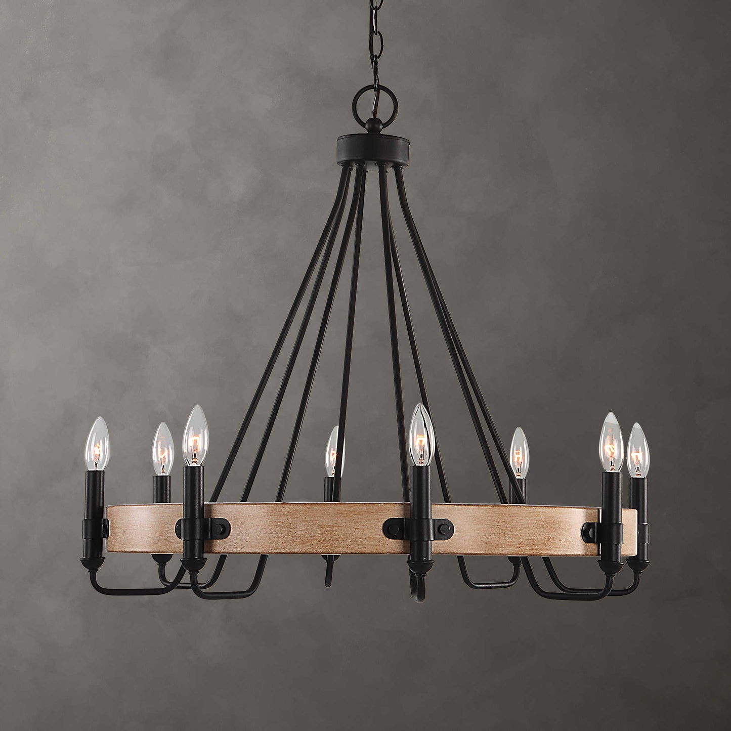 Delshutes, 8 Lt Chandelier