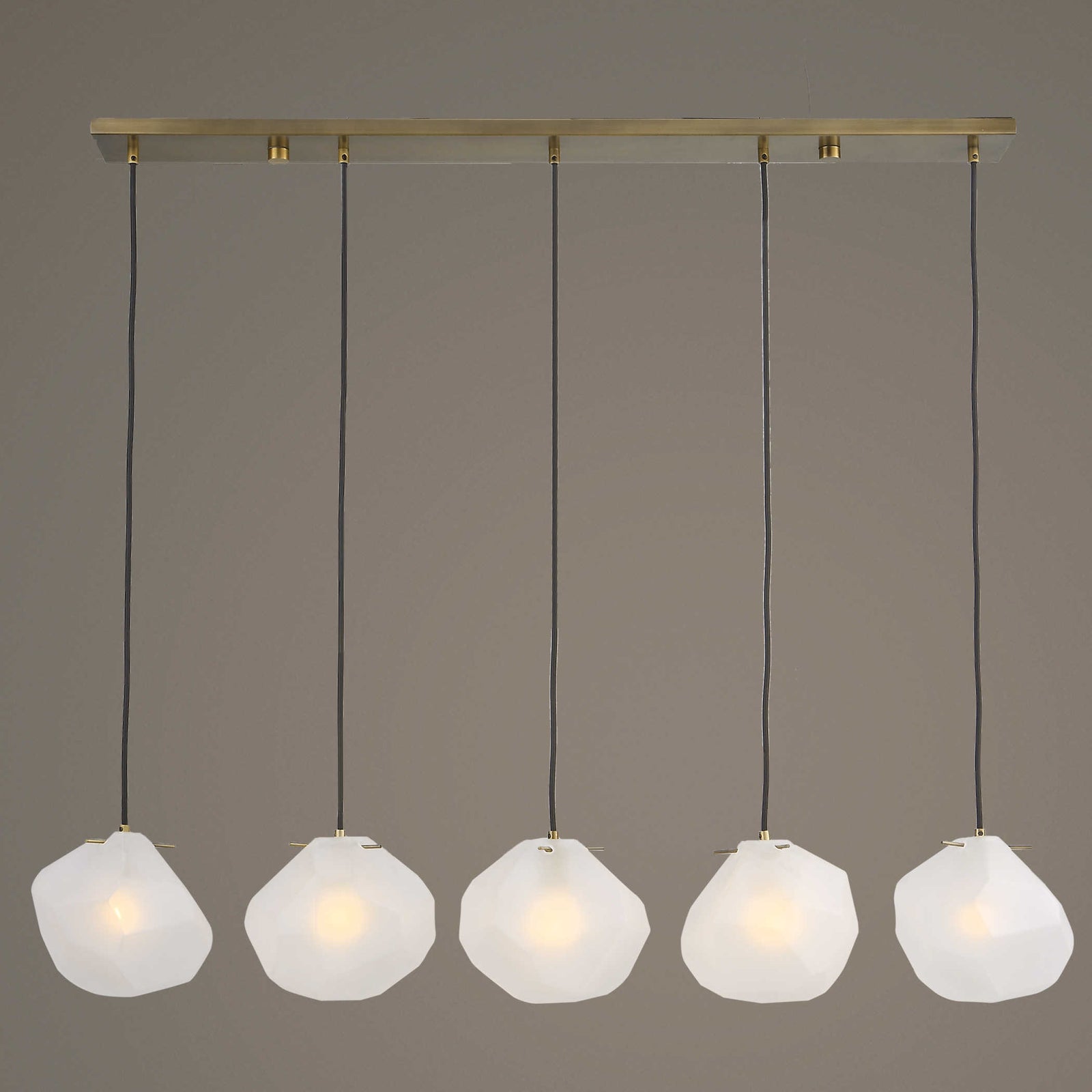 Ceodes, 5 Lt Pendant