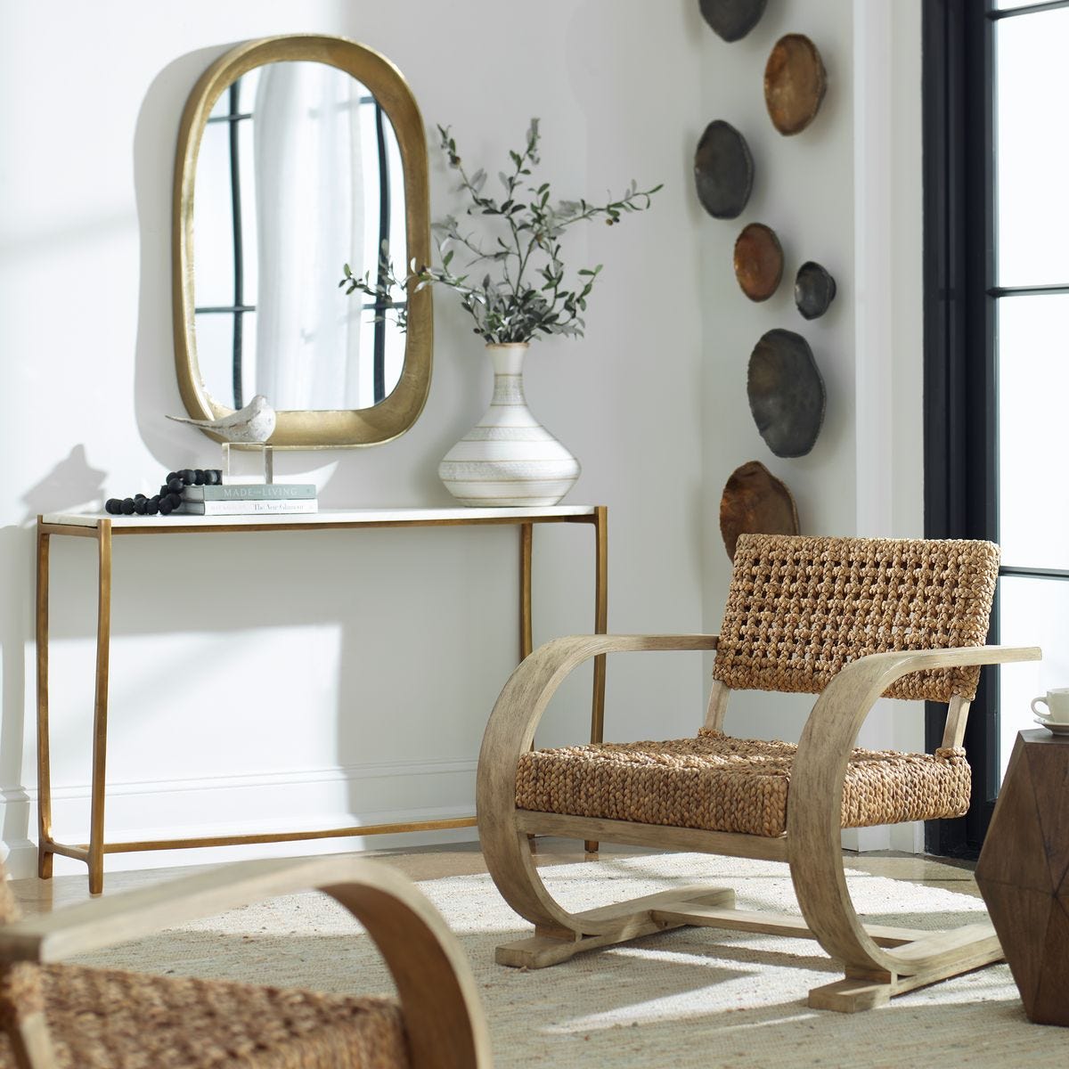 Arched Mirror above Console.