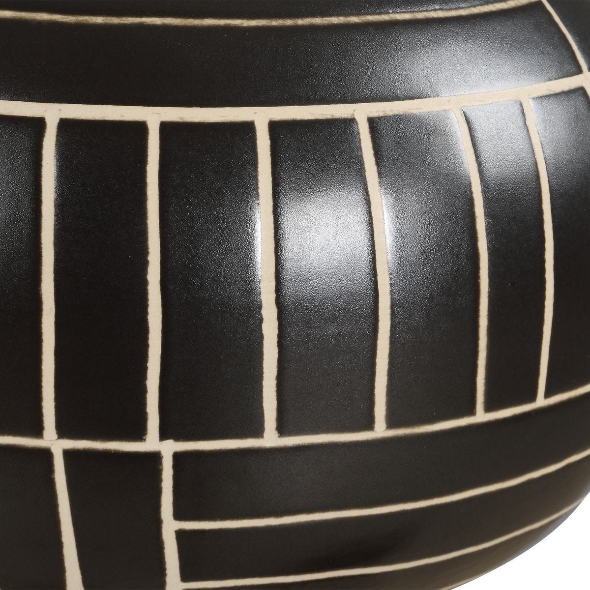 Artistic ceramic vases.