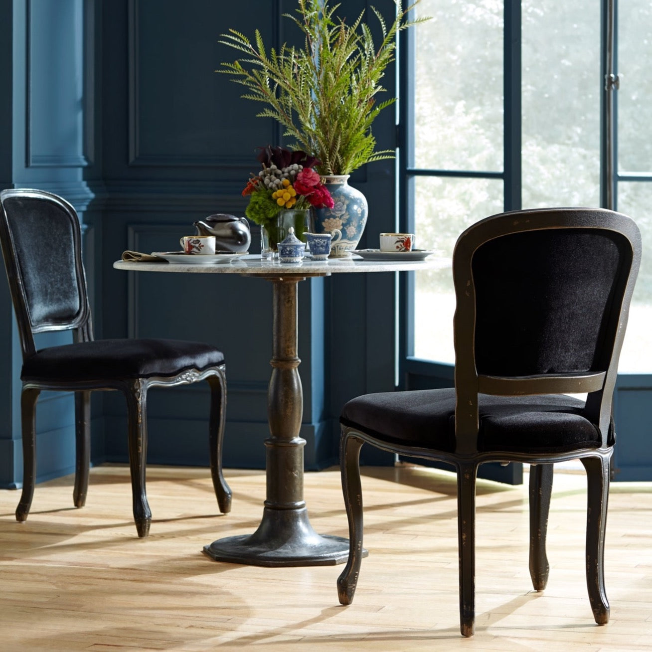 BISTRO TABLE-36"
