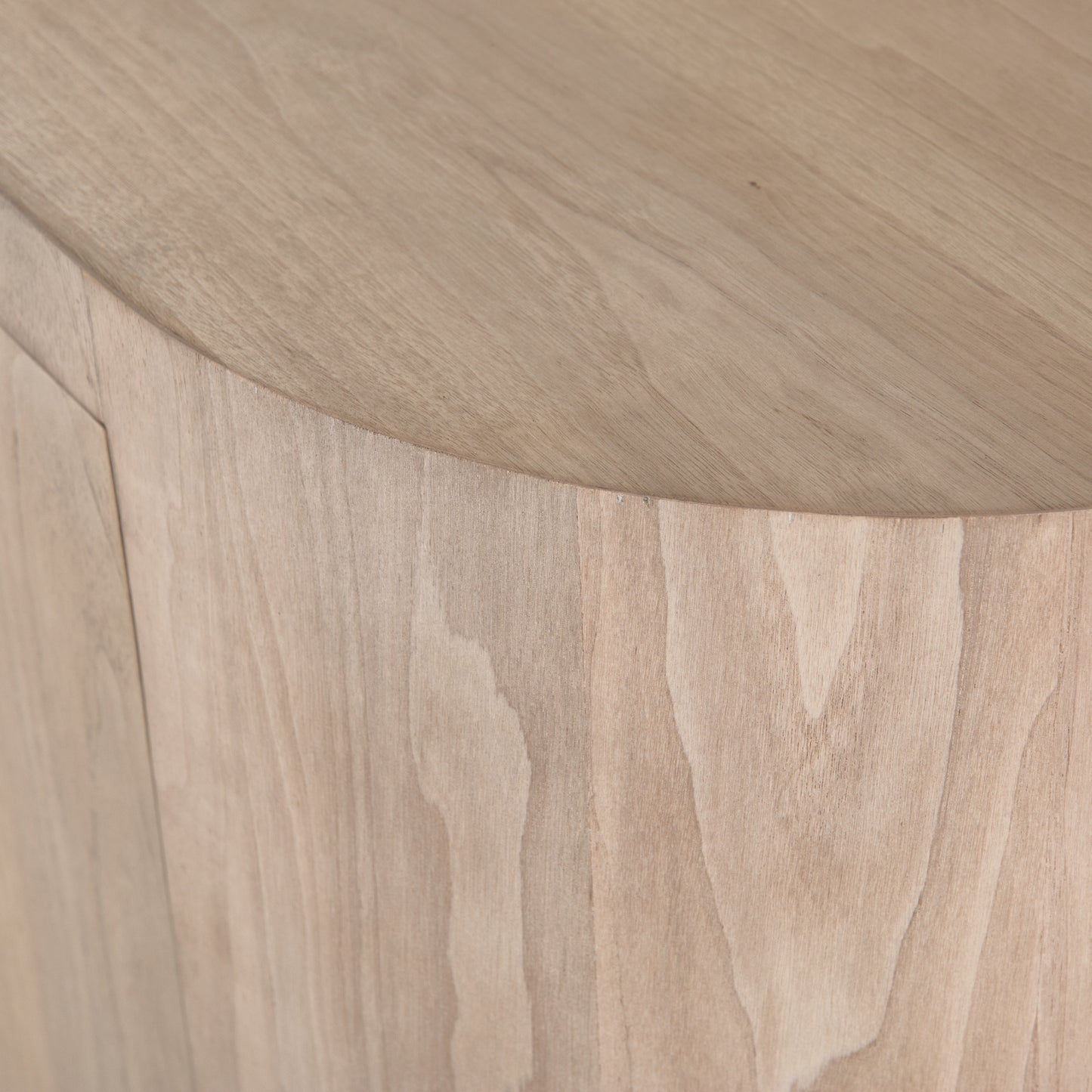 Oval ended media 86x20x34h