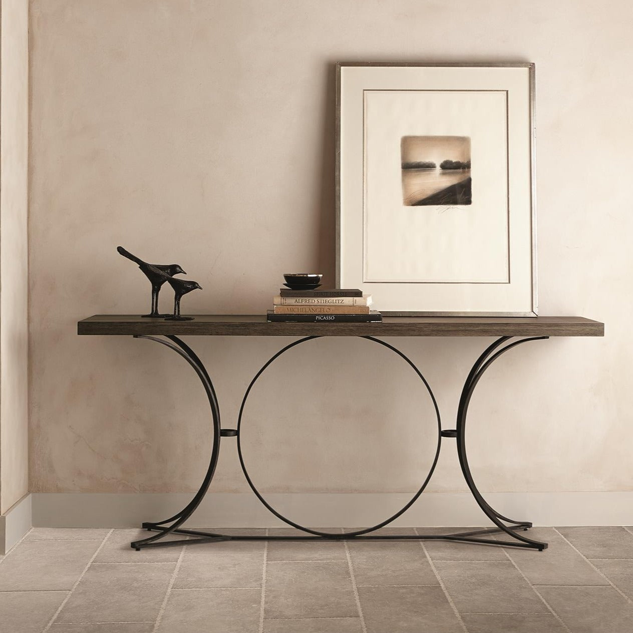 Elegant lines, 78x22x34