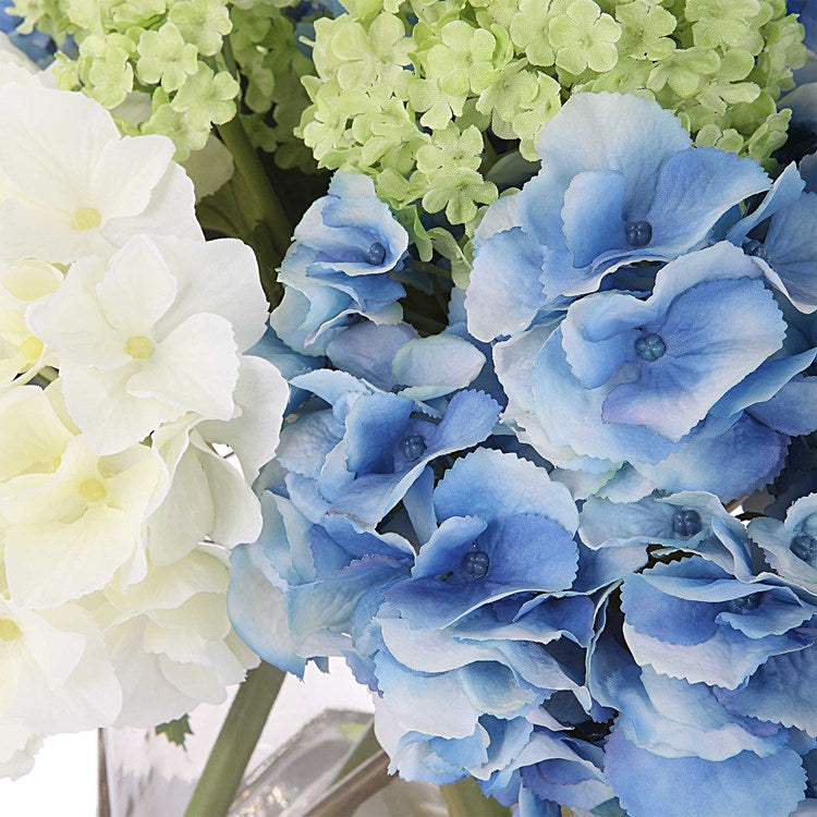 Close up of the texture of the hydrangea flowers.