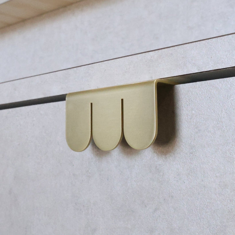 Edge Pull in Solid Brass Designer High-End