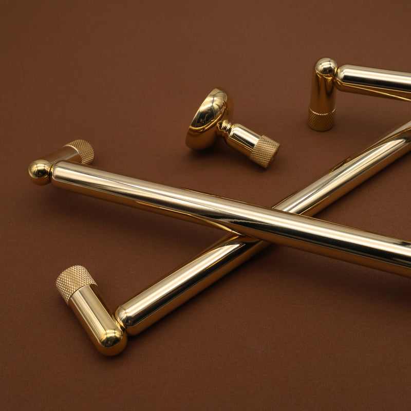 Lacquered Brass Hardware.