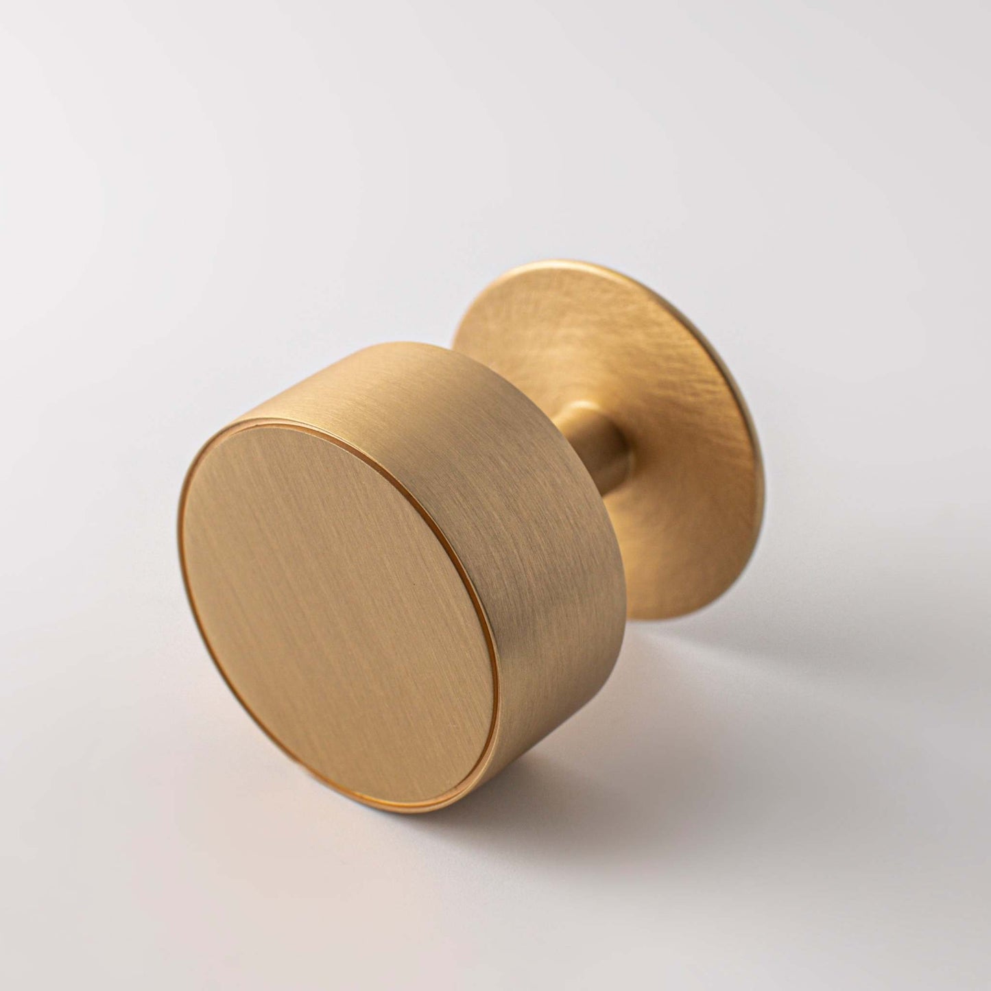 Gateau, Solid Brass Knobs