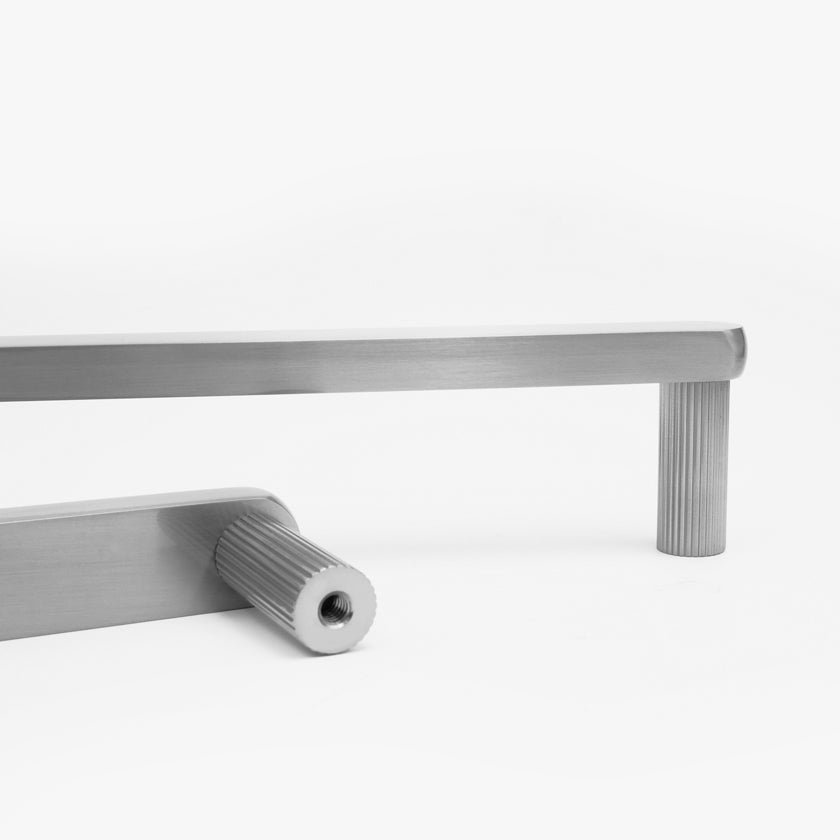 Ribbed Appliance Pull