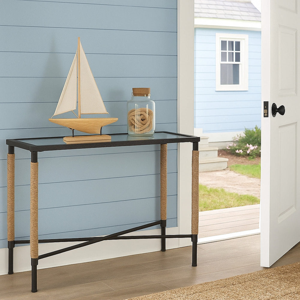 Natural console table in blue.